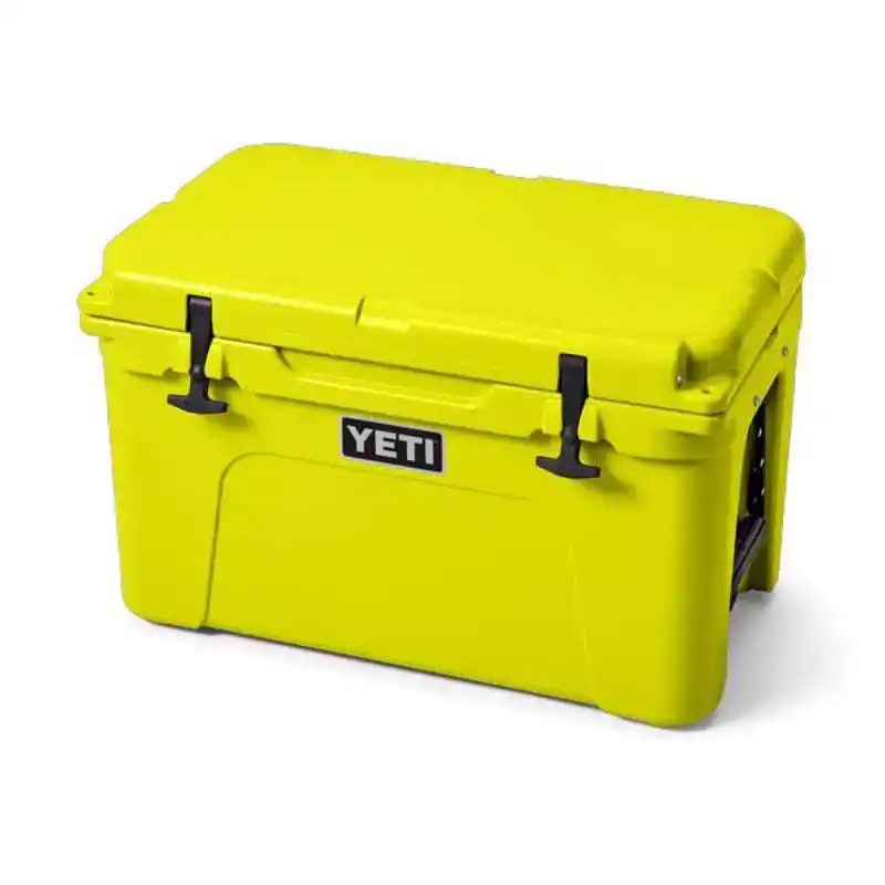 Tundra 45 Cooler - Tan