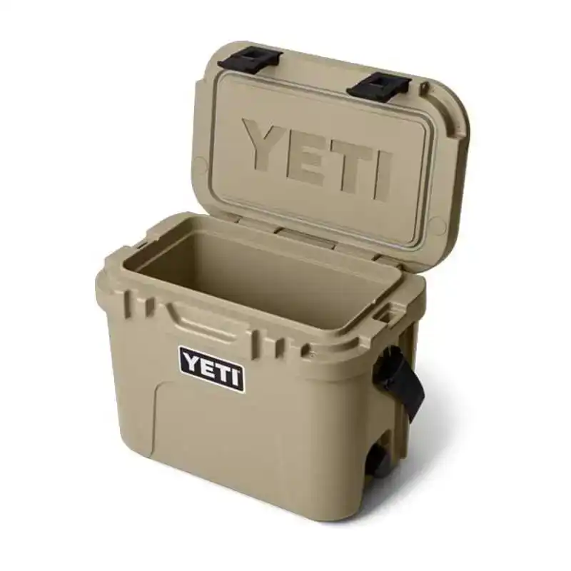 Roadie 15 Cooler - Charchoal