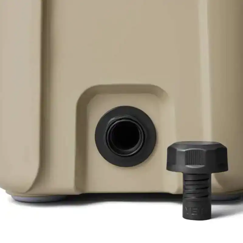 Roadie 15 Cooler - Charchoal